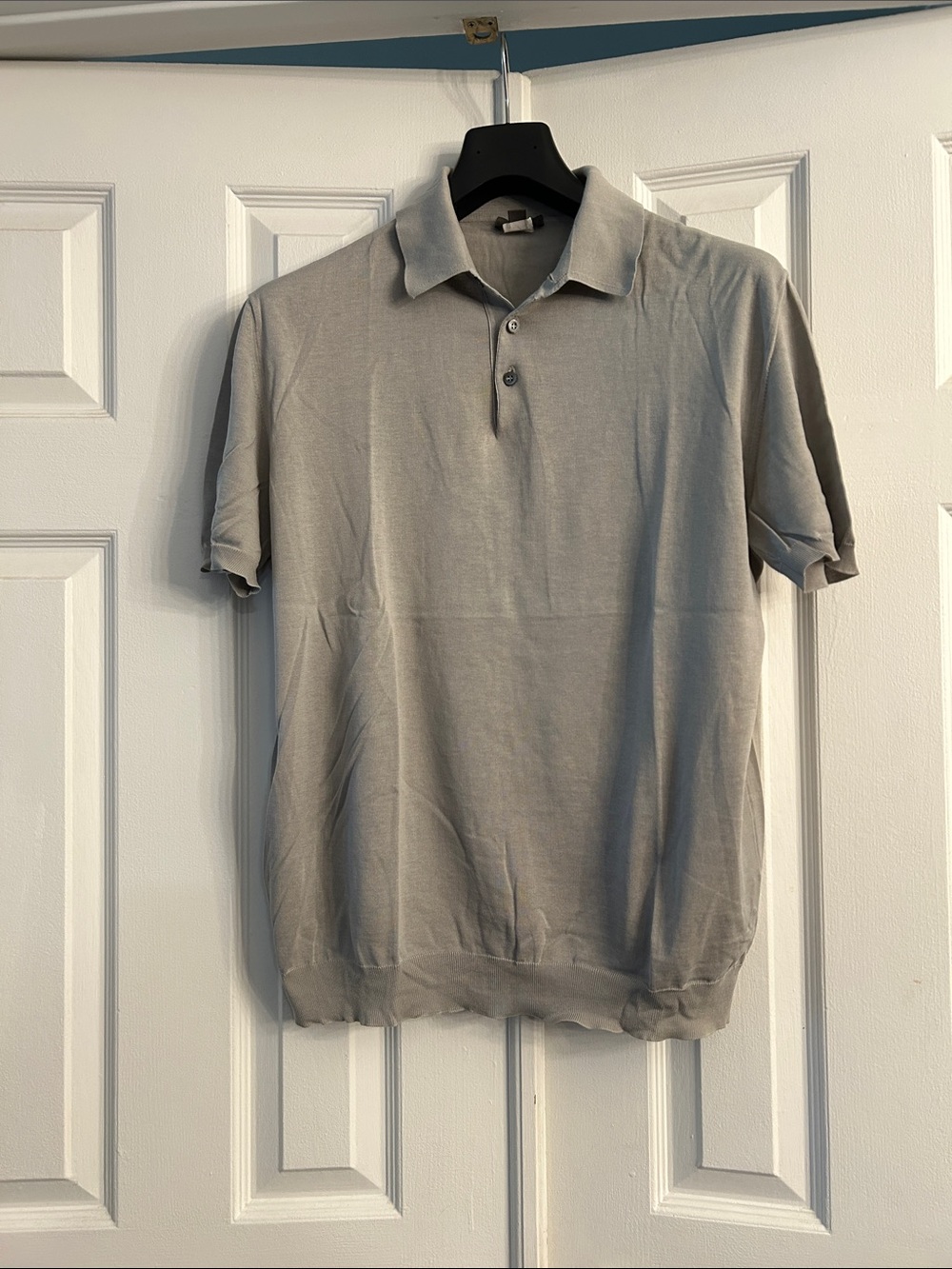 Men's Light Gray Short-Sleeve Polo Shirt